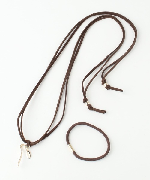 SMELLY（スメリー）の「スエードライクリボンポニーフック（ヘアゴム・レディース・ベージュ系その他/ブラウン系その他・-）」の8枚目の写真