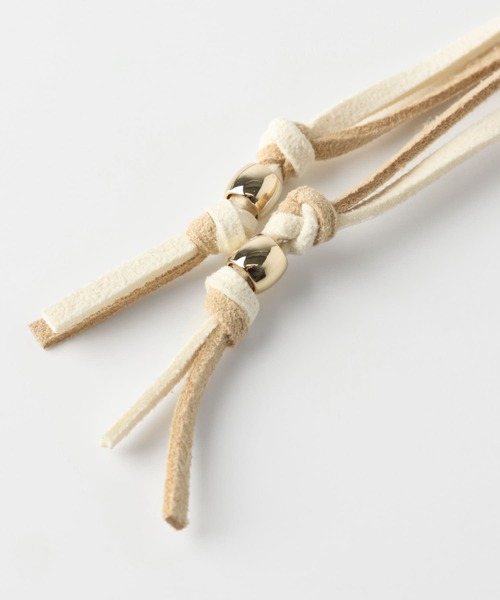 SMELLY（スメリー）の「スエードライクリボンポニーフック（ヘアゴム・レディース・ベージュ系その他/ブラウン系その他・-）」の11枚目の写真