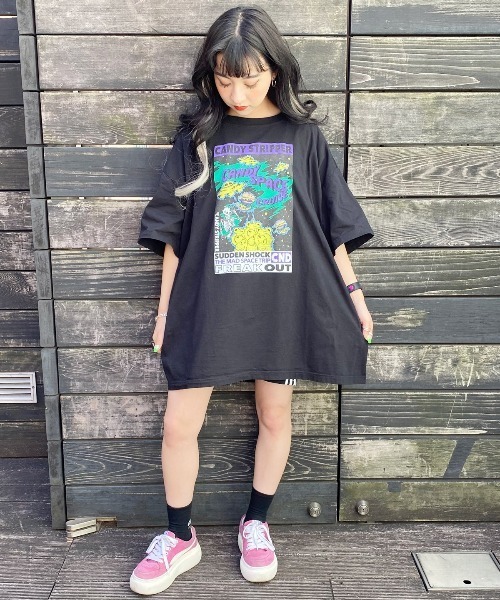 Candy Stripper（キャンディストリッパー）の「CANDY SPACE WARS BIG Tシャツ（Tシャツ/カットソー・レディース・ブラック/オフホワイト/イエロー/ブルー・2）」の3枚目の写真