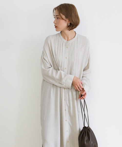 select MOCA(セレクトモカ)の「フロントタックリラックスリネンシャツワンピース(ワンピース・レディース・チャコールグレー/アイボリー/ライトカーキ・FREE)」の18枚目の写真