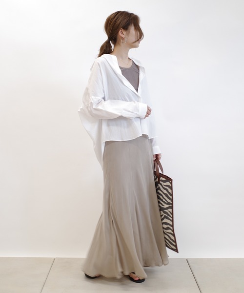 DouDou（ドゥドゥ）の「バックギャザーブラウス（シャツ/ブラウス・レディース・オフホワイト/ブラック/ベージュ・FREE）」の7枚目の写真