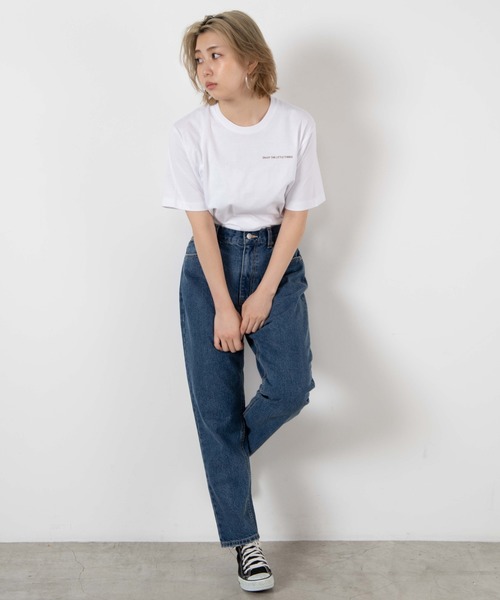 WEGO（ウィゴー）の「WEGO/バックプリントロゴTシャツ（Tシャツ/カットソー・レディース・ホワイト/スミクロ・SMALL/MEDIUM/LARGE）」の4枚目の写真