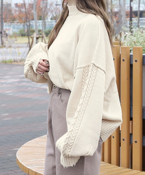 PairPair(ペアペア)の「袖ケーブルダメージニット(ニット/セーター・レディース・ベージュ/ブルー/モカ・FREE)」の7枚目の写真