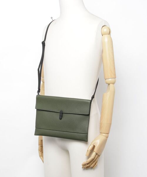 TOMOE(トモエ)の「【TOMOE】トモエ/UTILITYレザーサコッシュ(ショルダーバッグ・メンズ・ブラック系その他/グレー系その他/グレー/ネイビー/ブラック/オリーブ・FREE)」の10枚目の写真