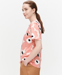 marimekko（マリメッコ）の「UNIKKO / KAUTTA T-SHIRT（Tシャツ