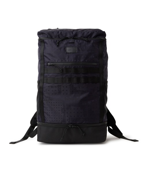 NEW ERA（ニューエラ）の「ニューエラ ボックスパック ラージ 46L（バックパック/リュック・メンズ・ブラック/ネイビー/ブラック系その他/ブラック系その他2/ネイビー系/ストーン・FREE）」の15枚目の写真
