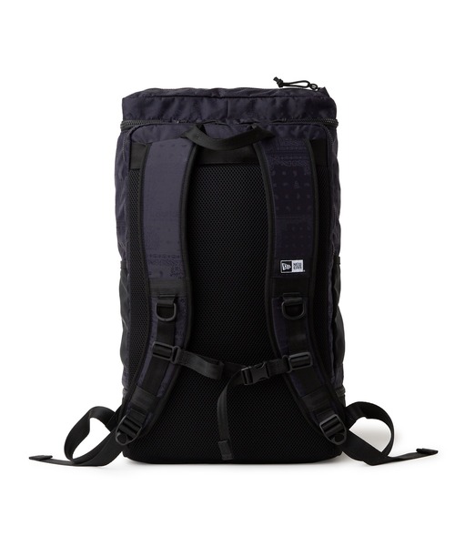 NEW ERA（ニューエラ）の「ニューエラ ボックスパック ラージ 46L（バックパック/リュック・メンズ・ブラック/ネイビー/ブラック系その他/ブラック系その他2/ネイビー系/ストーン・FREE）」の16枚目の写真