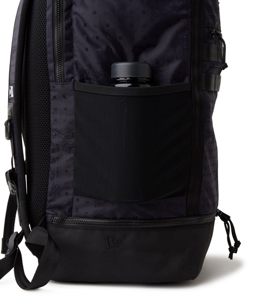 NEW ERA（ニューエラ）の「ニューエラ ボックスパック ラージ 46L（バックパック/リュック・メンズ・ブラック/ネイビー/ブラック系その他/ブラック系その他2/ネイビー系/ストーン・FREE）」の21枚目の写真
