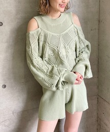 透かし編みニットセットアップ