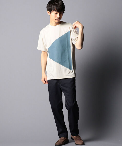 DESCENTE(デサント)の「【DESCENTE ddd/デサント ディーディーディー】DHURJA66 WALK T-SHIRT Tシャツ(Tシャツ/カットソー・メンズ・グレイッシュブルー/ベージュ/ブラウン・M/L)」の6枚目の写真