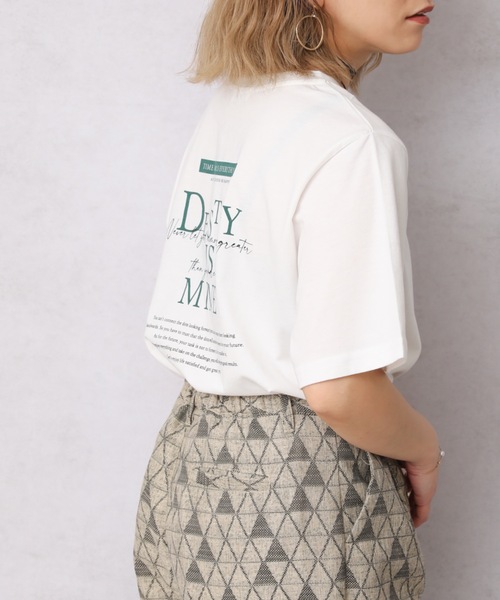 ap retro（アプレトロ）の「Backレタリングプリント半袖Tシャツ【ZOZO限定アイテム】（Tシャツ/カットソー・レディース・オフホワイト/チャコールグレー・FREE）」の7枚目の写真