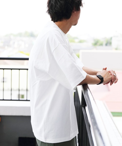 ８(eight)（エイト）の「10.2ozヘビーウェイトビッグＴシャツ（Tシャツ/カットソー・メンズ・オフホワイト/アイボリー/ブラック/オートミール/グレー/ピンク/グレイッシュベージュ/イエロー/サックスブルー/ラベンダー・MEDIUM/X-LARGE/LARGE）」の14枚目の写真