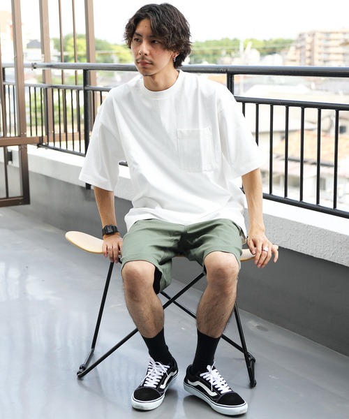 ８(eight)（エイト）の「10.2ozヘビーウェイトビッグＴシャツ（Tシャツ/カットソー・メンズ・オフホワイト/アイボリー/ブラック/オートミール/グレー/ピンク/グレイッシュベージュ/イエロー/サックスブルー/ラベンダー・MEDIUM/X-LARGE/LARGE）」の18枚目の写真