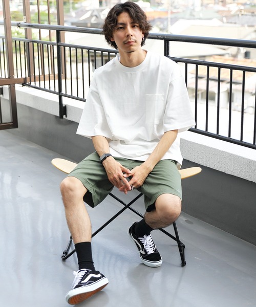 ８(eight)（エイト）の「10.2ozヘビーウェイトビッグＴシャツ（Tシャツ/カットソー・メンズ・オフホワイト/アイボリー/ブラック/オートミール/グレー/ピンク/グレイッシュベージュ/イエロー/サックスブルー/ラベンダー・MEDIUM/X-LARGE/LARGE）」の22枚目の写真