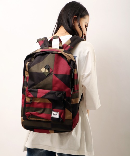 Herschel Supply（ハーシェルサプライ）の「Herschel Supply バックパック15PC収納 21.5L（バックパック/リュック・メンズ・グレー/カモフラージュ/ワイン・FREE）」の3枚目の写真