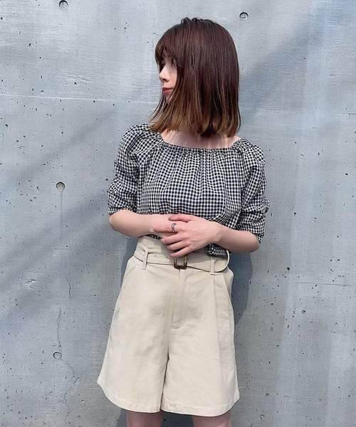 ADIRA（アディラ）の「ベーシックショートパンツ（その他パンツ・レディース・キャメル/ベージュ・MEDIUM）」の4枚目の写真