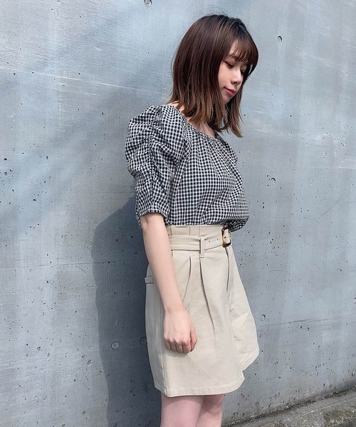 ADIRA（アディラ）の「ベーシックショートパンツ（その他パンツ・レディース・キャメル/ベージュ・MEDIUM）」の5枚目の写真