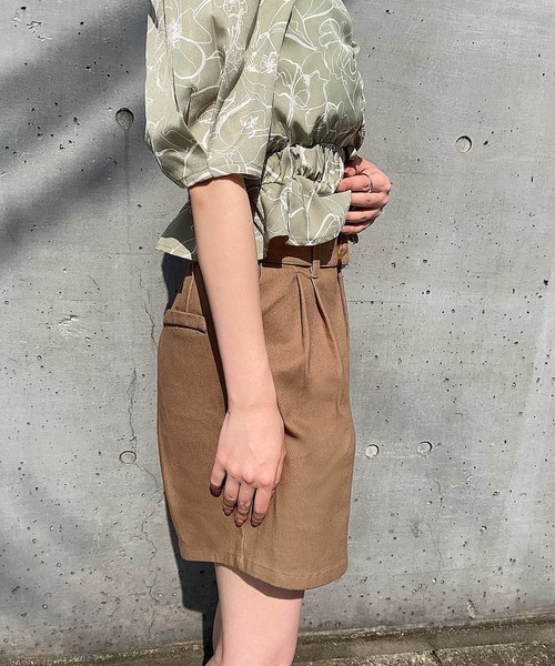 ADIRA（アディラ）の「ベーシックショートパンツ（その他パンツ・レディース・キャメル/ベージュ・MEDIUM）」の12枚目の写真