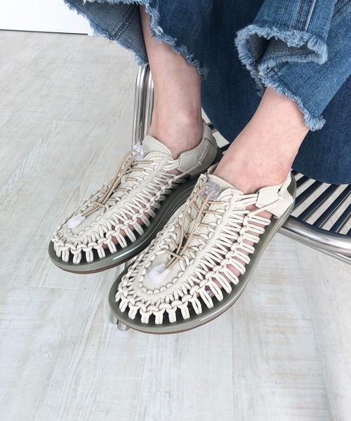 210nouve（トゥージュヌーブ）の「コードストラップデザインスピンドルサンダル（サンダル・レディース・カーキ/ブラック/ホワイト/ベージュ・38/39/37/36）」の8枚目の写真