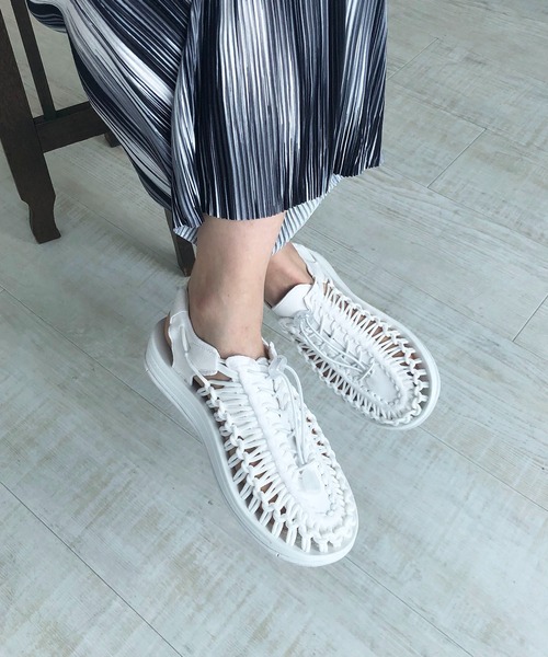 210nouve（トゥージュヌーブ）の「コードストラップデザインスピンドルサンダル（サンダル・レディース・カーキ/ブラック/ホワイト/ベージュ・38/39/37/36）」の14枚目の写真