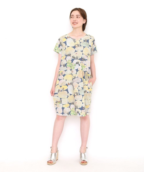 Design Tshirts Store graniph(デザイン ティーシャツ ストア グラニフ)の「フレデリックストーンズ (レオレオニ) |コラボコクーンワンピース(ワンピース・レディース・ベージュ・FREE)」の8枚目の写真