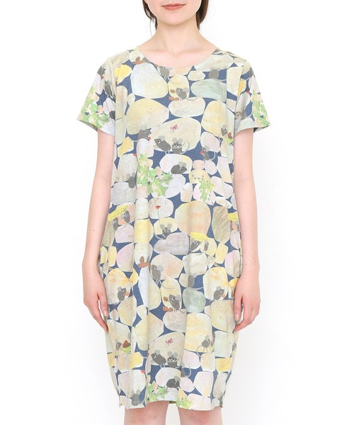 Design Tshirts Store graniph(デザイン ティーシャツ ストア グラニフ)の「フレデリックストーンズ (レオレオニ) |コラボコクーンワンピース(ワンピース・レディース・ベージュ・FREE)」の4枚目の写真
