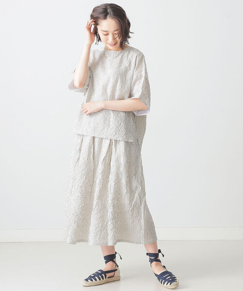 BEAMS LIGHTS（ビームスライツ）の「BEAMS LIGHTS / ストライプ ギャザー スカート（スカート・レディース・ベージュ/ブルー・ONE SIZE）」の10枚目の写真
