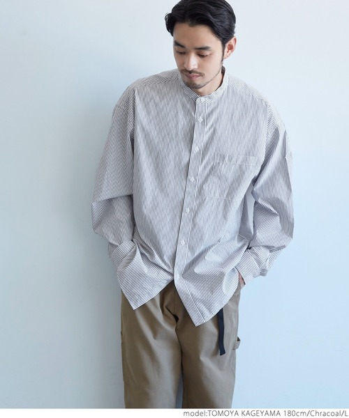 coca（coca）（コカ）の「メンズ バンドカラールーズシルエットストライプシャツ（シャツ/ブラウス・メンズ・チャコールグレー/ブルー・M/L/XL）」の16枚目の写真