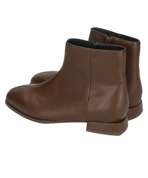 ORiental TRaffic（オリエンタルトラフィック）の「ソフトレザーショートブーツ/11407（ブーツ・レディース・ブラック/ブラウン/ホワイト・S/M/L/LL/3L/SS）」の14枚目の写真