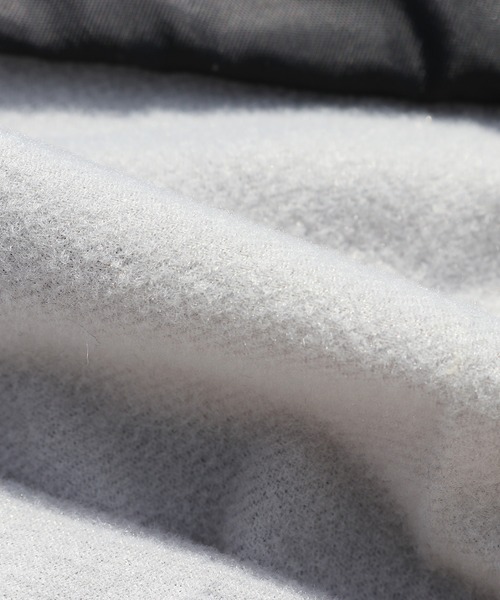 FOG ESSENTIALS(エフオージーエッセンシャルズ)の「ESSENTIALS/エッセンシャルズ FOG NYLON HOODIE JACKET フードコーチジャケット バックロゴプリント ナイロンジャケット ビッグシルエット(ナイロンジャケット・メンズ・ブラック・S/M)」の3枚目の写真