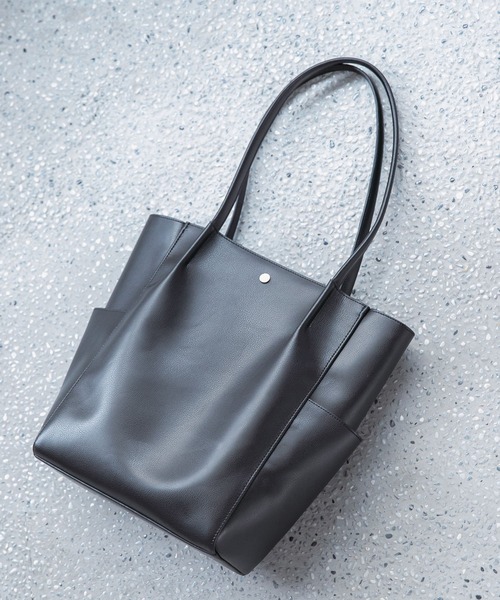 LEPSIM(レプシィム)の「【驚くほど、かるーーーい】A4トートバッグ【WEB限定】 958456(トートバッグ・レディース・ブラック/ブラウン/ベージュ系その他・ONE SIZE)」の1枚目の写真