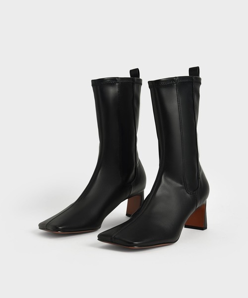 CHARLES & KEITH（チャールズ & キース）の「ステッチトリム スリッポンカーフブーツ / Stitch-Trim Slip-On Calf Boots（ブーツ・レディース・ブラック/ダークブラウン/サンドベージュ・22.5cm/23cm/23.5cm/24.5cm/25cm/25.5cm）」の12枚目の写真