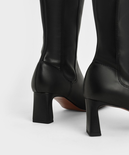 CHARLES & KEITH（チャールズ & キース）の「ステッチトリム スリッポンカーフブーツ / Stitch-Trim Slip-On Calf Boots（ブーツ・レディース・ブラック/ダークブラウン/サンドベージュ・22.5cm/23cm/23.5cm/24.5cm/25cm/25.5cm）」の14枚目の写真