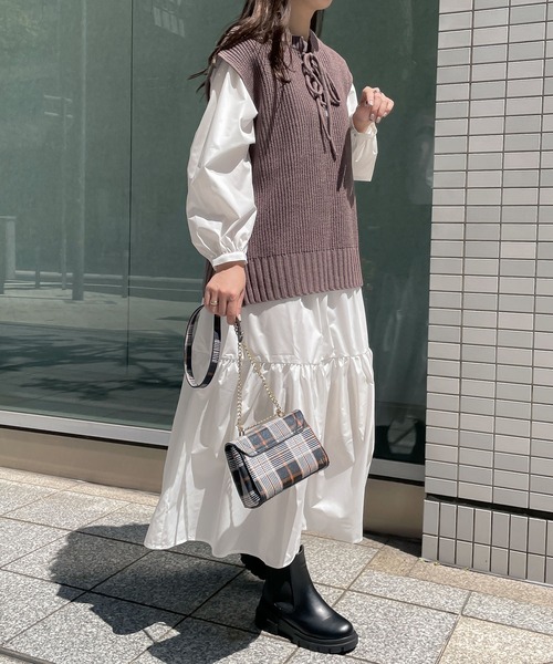 KOBE LETTUCE（コウベレタス）の「バンドカラーティアードシャツワンピース（シャツワンピース・レディース・ブラック/オフホワイト/グレイッシュベージュ/レンガ・FREE）」の7枚目の写真