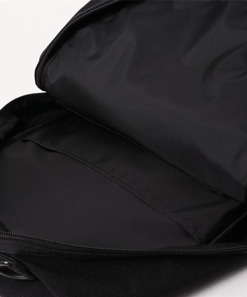 PORTER CLASSIC（ポータークラシック）の「【Porter Classic / ポータークラシック】 NEWTON DAY PACK L（バックパック/リュック・メンズ・ブラック/ネイビー・FREE）」の3枚目の写真