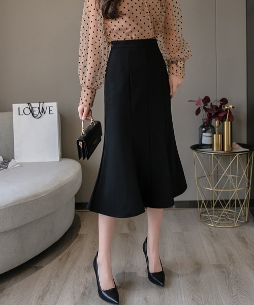 yuue' ( wear )(ユーイ)の「マーメイドシルエットスカート(スカート・レディース・ブラック/ライトベージュ・SMALL/LARGE/X-LARGE/MIDIUM/MEDIUM)」の12枚目の写真