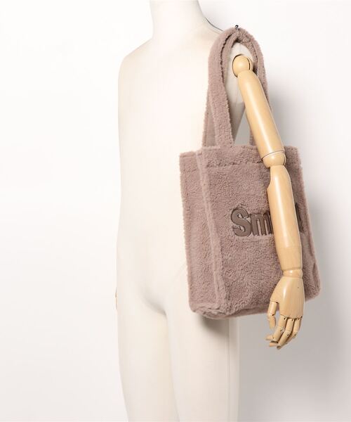 Samansa Mos2（サマンサ モスモス）の「ロゴ刺繍ボアトートバッグ（トートバッグ・レディース・オフホワイト/モカ・ﾌﾘ-）」の7枚目の写真