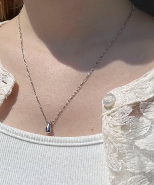 PairPair(ペアペア)の「ティアドロップネックレス(ネックレス・レディース・シルバー/ゴールド/ピンクゴールド・フリー)」の1枚目の写真