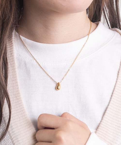 PairPair(ペアペア)の「ティアドロップネックレス(ネックレス・レディース・シルバー/ゴールド/ピンクゴールド・フリー)」の2枚目の写真