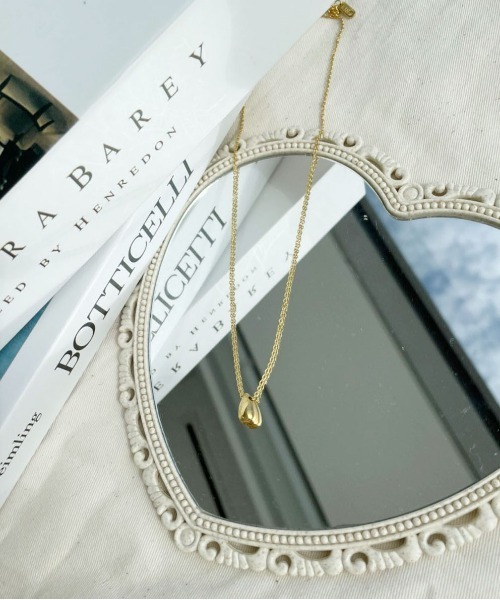 PairPair(ペアペア)の「ティアドロップネックレス(ネックレス・レディース・シルバー/ゴールド/ピンクゴールド・フリー)」の7枚目の写真