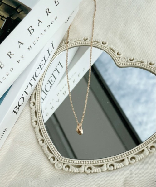 PairPair(ペアペア)の「ティアドロップネックレス(ネックレス・レディース・シルバー/ゴールド/ピンクゴールド・フリー)」の9枚目の写真
