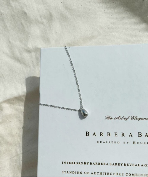 PairPair(ペアペア)の「ティアドロップネックレス(ネックレス・レディース・シルバー/ゴールド/ピンクゴールド・フリー)」の4枚目の写真