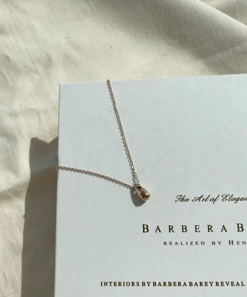 PairPair(ペアペア)の「ティアドロップネックレス(ネックレス・レディース・シルバー/ゴールド/ピンクゴールド・フリー)」の8枚目の写真