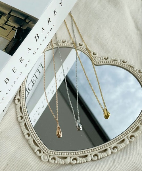 PairPair(ペアペア)の「ティアドロップネックレス(ネックレス・レディース・シルバー/ゴールド/ピンクゴールド・フリー)」の10枚目の写真