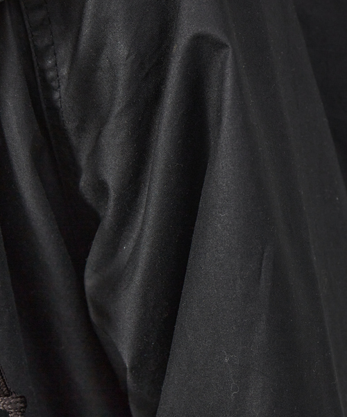 Barbour（バブアー）の「【Barbour / バブアー】OVERSIZED HIKING WAX ハイキング ワックス オイルド コート（モッズコート・メンズ・ブラック/カーキ・46/48）」の6枚目の写真