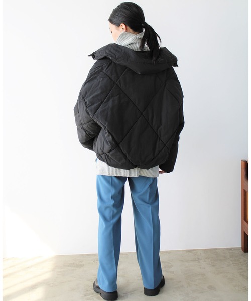 GeeRA（ジーラ）の「BIGダイヤキルトジャケットコート（その他アウター・レディース・ブラック/アイボリー/ライトカーキ・MEDIUM）」の6枚目の写真