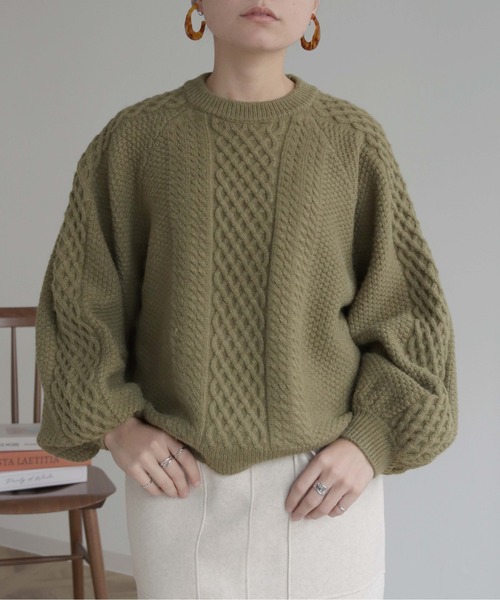 HER CLOSET（ハークローゼット）の「【shemoshelly】WEB限定バルキーラグランケーブルニット（ニット/セーター・レディース・アイボリー/マスタード/レッド/カーキ/ブルー・M）」の20枚目の写真