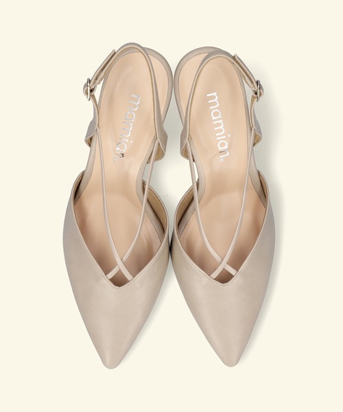 MAMIAN（マミアン）の「クロス&バックストラップ パンプス (7.0cmヒール)（パンプス・レディース・ブラック/ベージュ系その他/グレイッシュベージュ・LL/S/M/L）」の5枚目の写真
