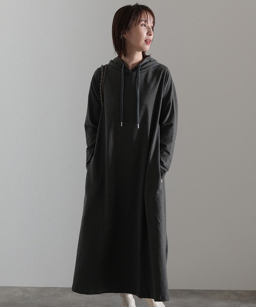 ElegChic(エレグシック)の「ミニ裏毛リラクシングワンピース(ワンピース・レディース・チャコールグレー/杢グレー・L/XXL/4L)」の3枚目の写真