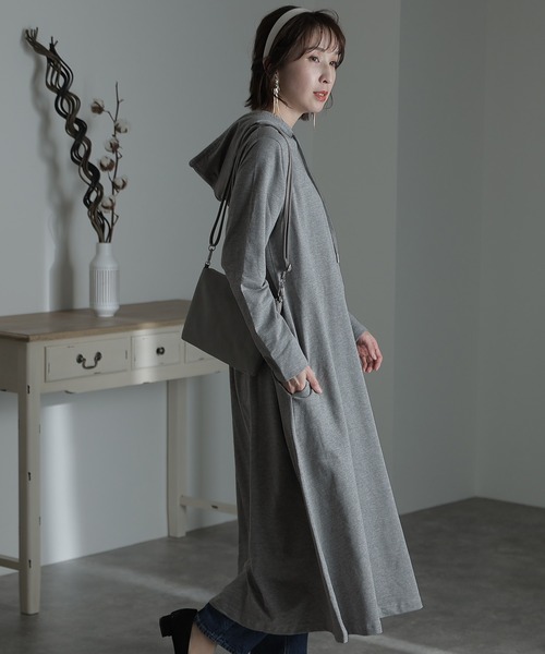 ElegChic(エレグシック)の「ミニ裏毛リラクシングワンピース(ワンピース・レディース・チャコールグレー/杢グレー・L/XXL/4L)」の8枚目の写真